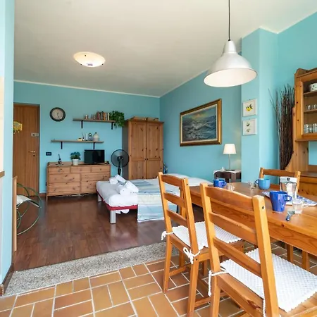 דירה La Casa Blu - Free Parking - Sea View - Free Wifi סנרמו